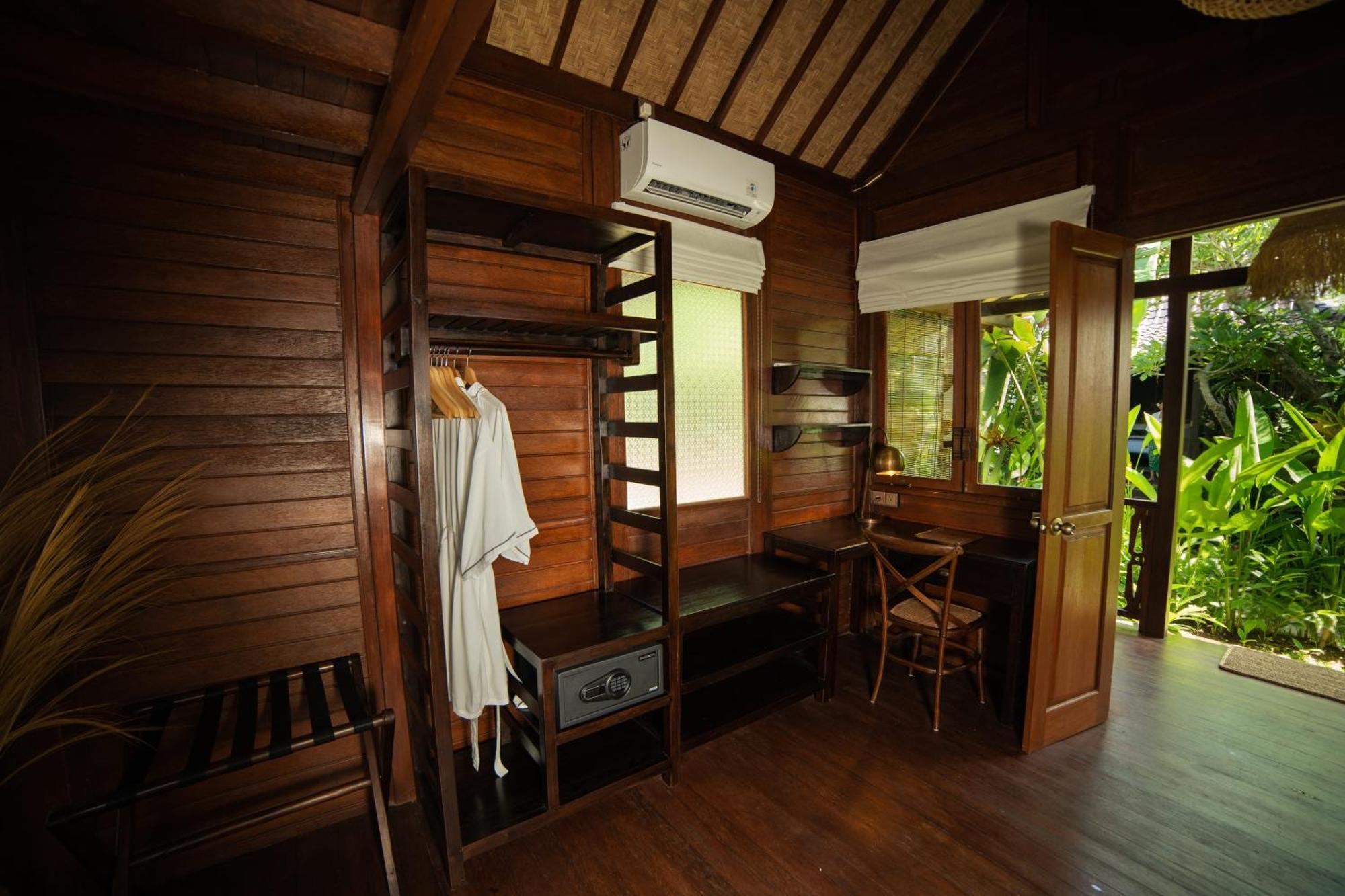Kayu Village Canggu  Luaran gambar
